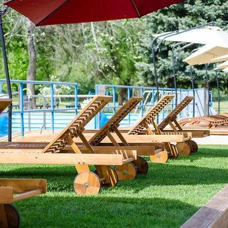 Campsite Sziksosfuerdo Es Szeged
